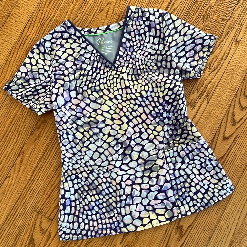 Healing Hands XS Scrub Top